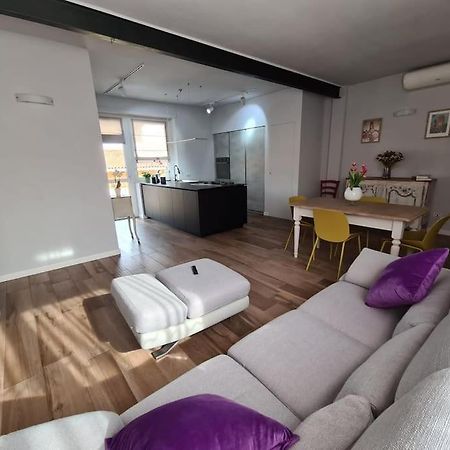 Cuore Di Alba Charming Apartment Buitenkant foto