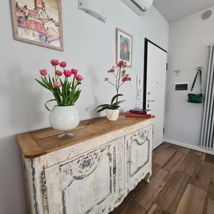 Cuore Di Alba Charming Apartment Buitenkant foto